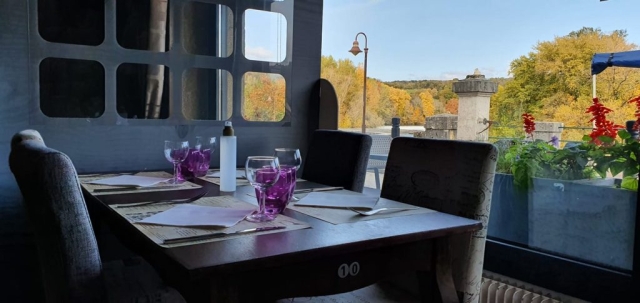 restaurant-vue riviere